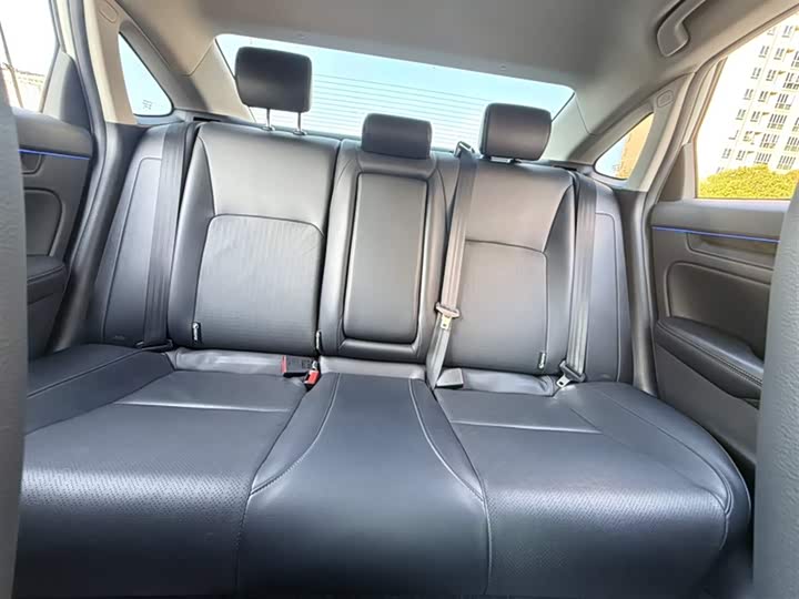 Фото 13 - Honda Integra