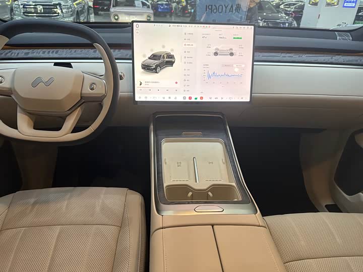 Фото 10 - Nio Onvo L90