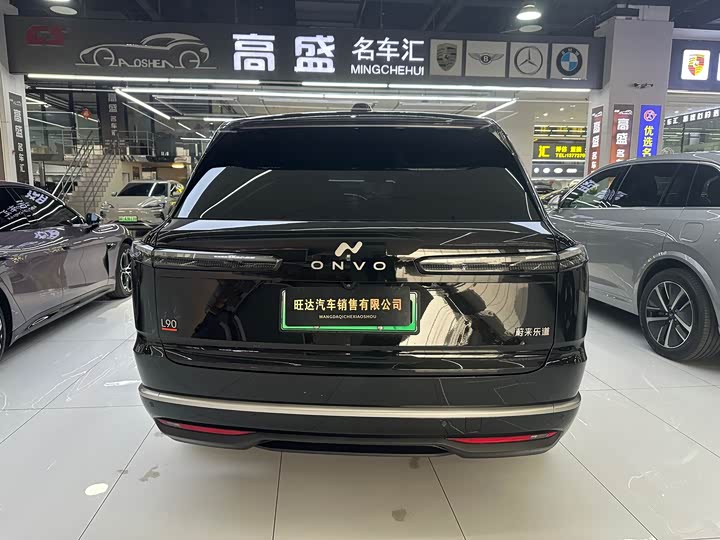 Фото 17 - Nio Onvo L90