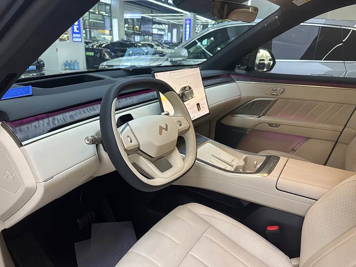 Фото 5 - Nio Onvo L90