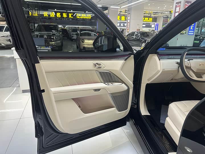 Фото 6 - Nio Onvo L90