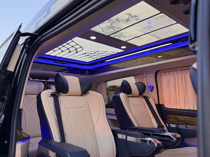 Фото 12 - Mercedes-Benz Vito