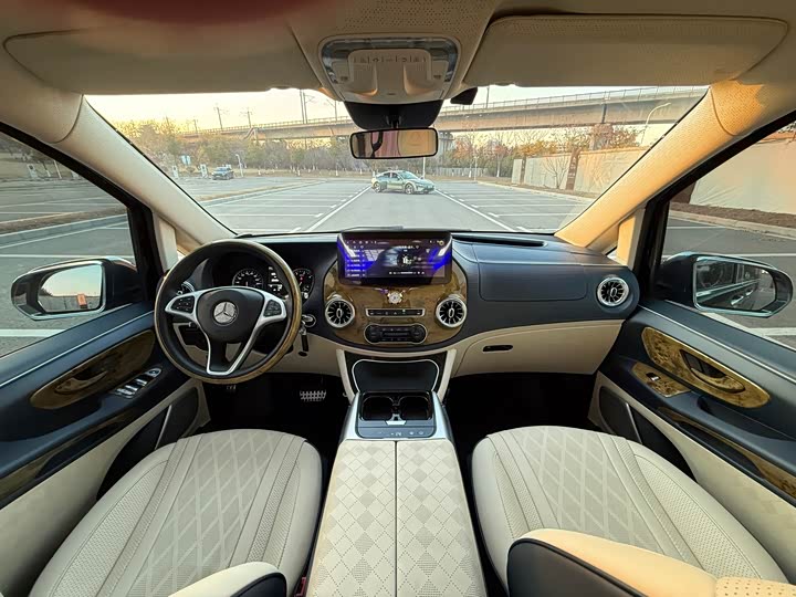 Фото 14 - Mercedes-Benz Vito