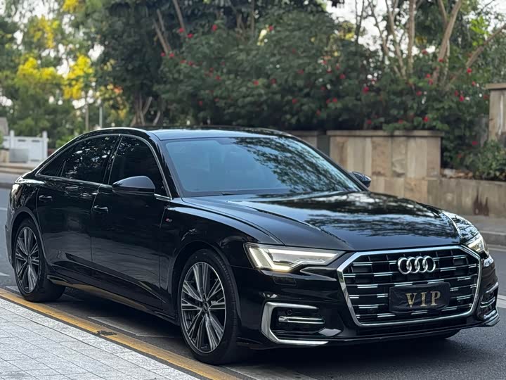 Фото 2 - Audi A6L