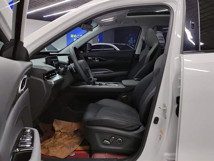 Фото 9 - Changan Oshan Z6