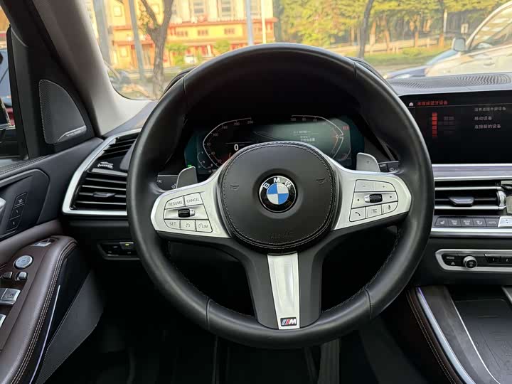 Фото 12 - BMW X5