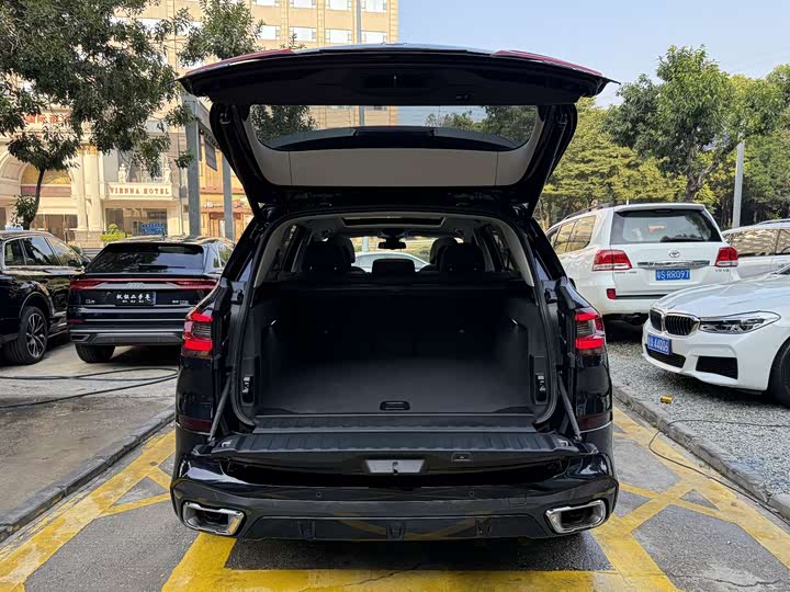 Фото 18 - BMW X5