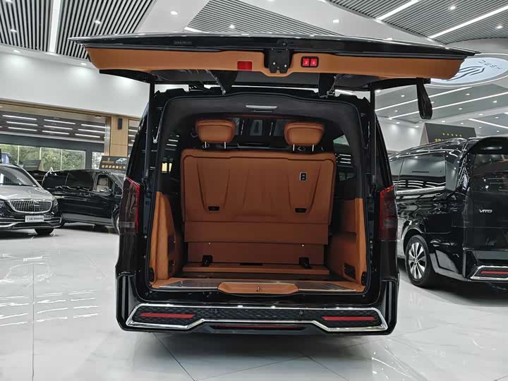 Фото 11 - Mercedes-Benz Vito