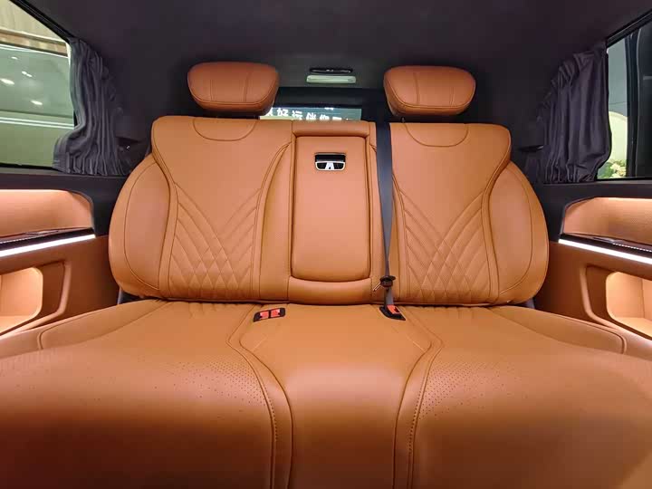 Фото 9 - Mercedes-Benz Vito