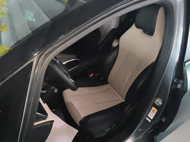 Фото 15 - BYD Dolphin