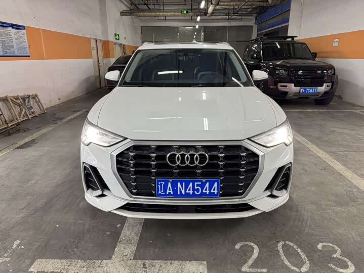 Фото 2 - Audi Q3