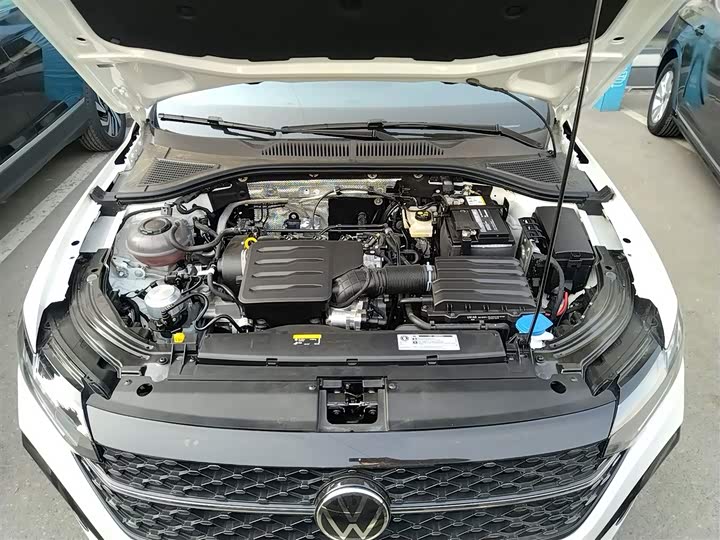 Фото 10 - Volkswagen Lavida