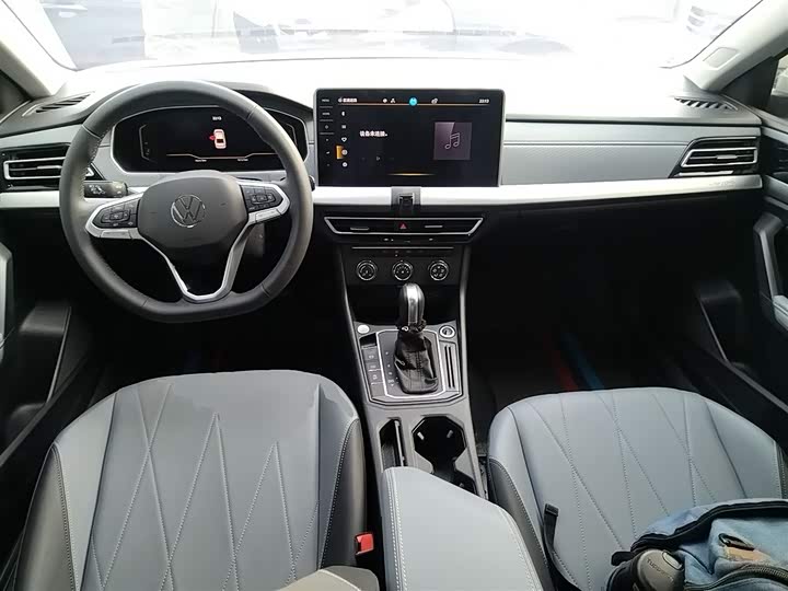 Фото 12 - Volkswagen Lavida