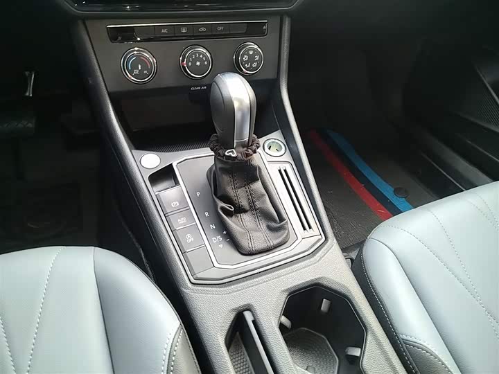 Фото 6 - Volkswagen Lavida