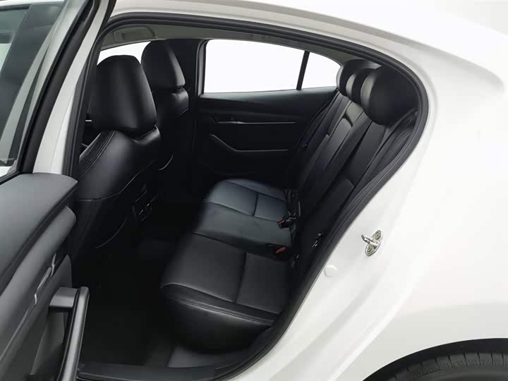 Фото 15 - Mazda 3 (Axela)