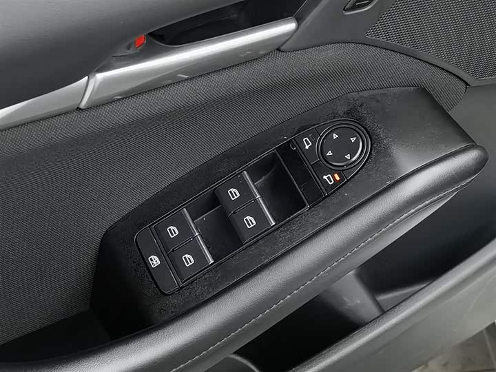 Фото 9 - Mazda 3 (Axela)