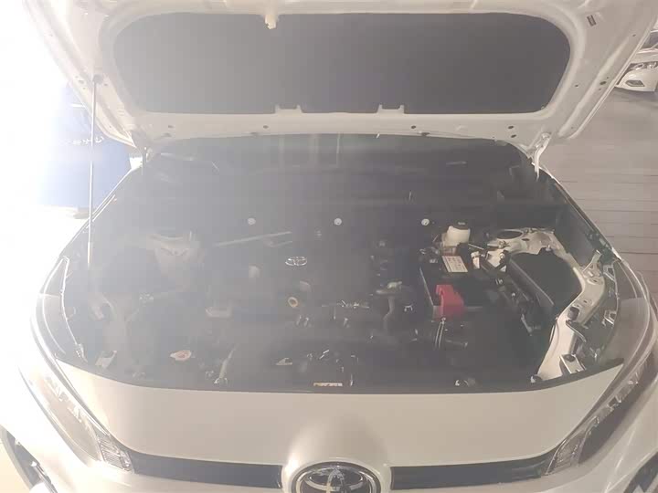 Фото 10 - Toyota Wildlander