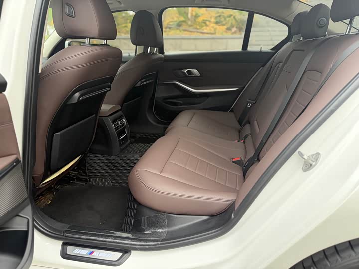 Фото 8 - BMW 3 Series