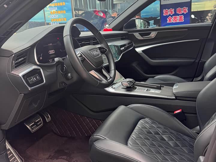 Фото 8 - Audi A6L