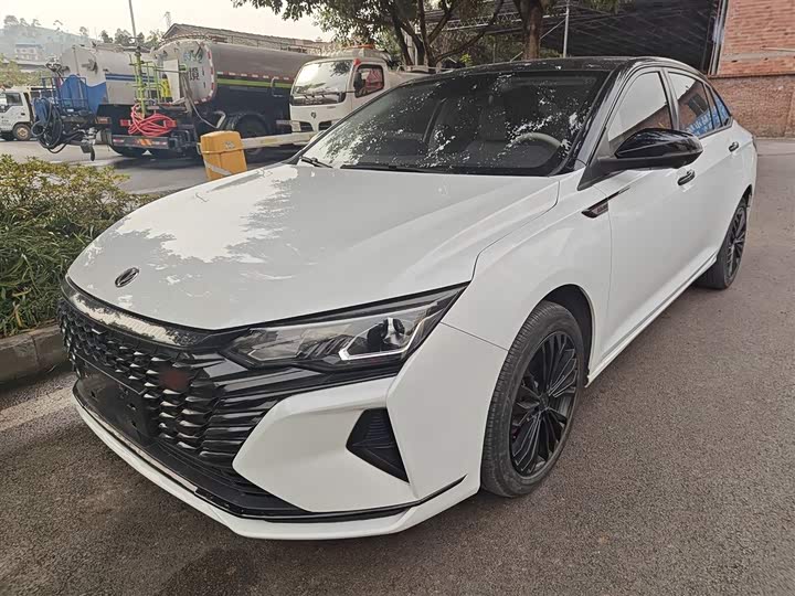 Фото 2 - Dongfeng Aeolus Yixuan Max