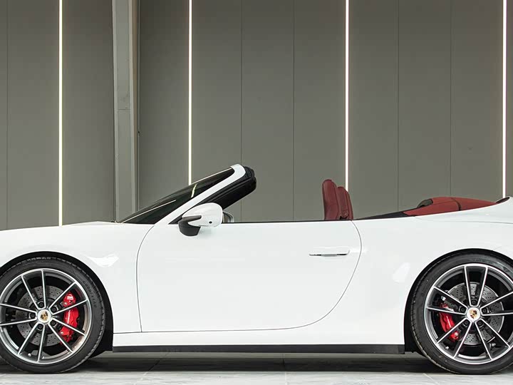 Фото 4 - Porsche 911