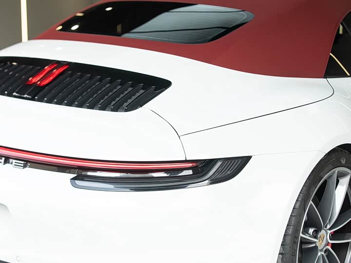 Фото 7 - Porsche 911