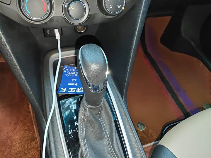 Фото 7 - Chevrolet Monza