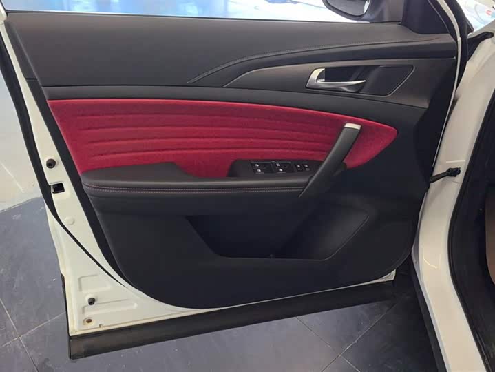 Фото 7 - Changan CS35 Plus