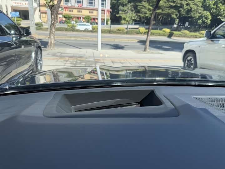 Фото 14 - BMW X5