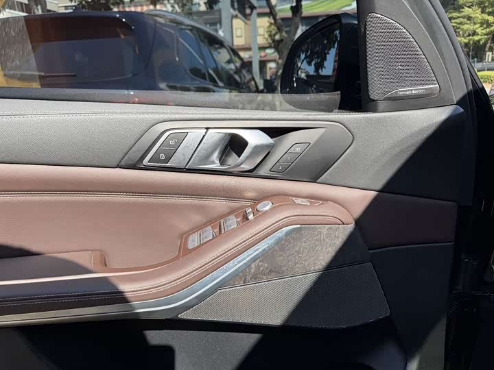 Фото 15 - BMW X5