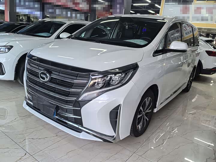 Фото 1 - GAC Trumpchi M8