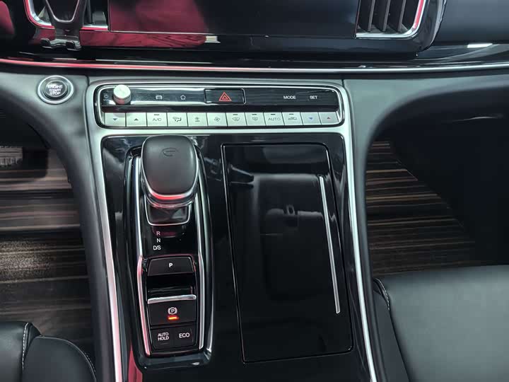 Фото 13 - GAC Trumpchi M8