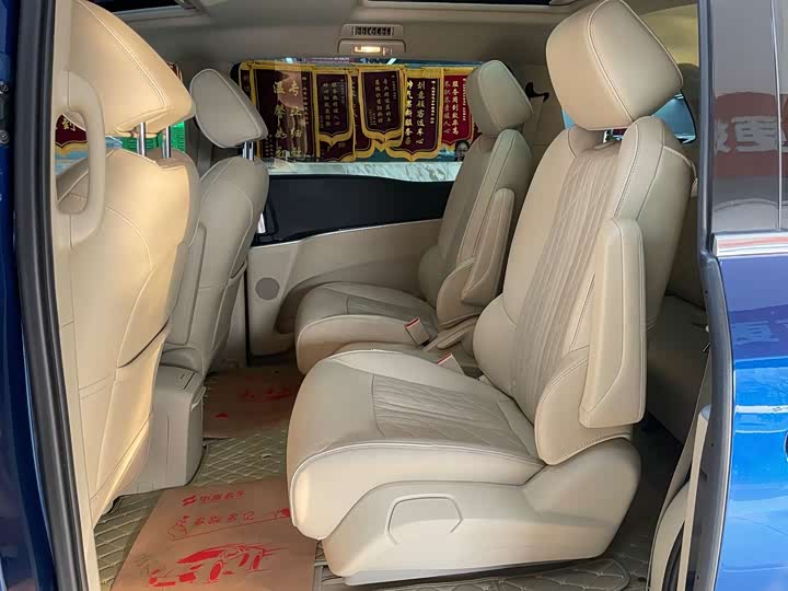 Фото 14 - Buick GL8 ES