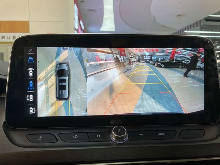 Фото 25 - Buick GL8 ES