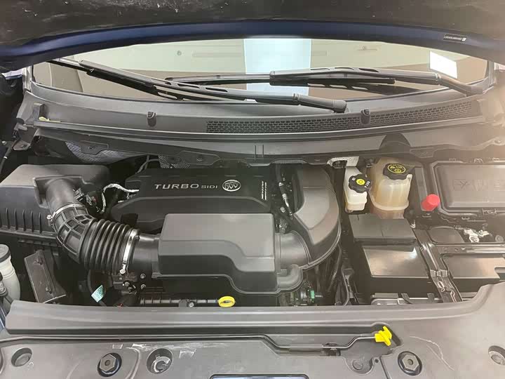 Фото 27 - Buick GL8 ES