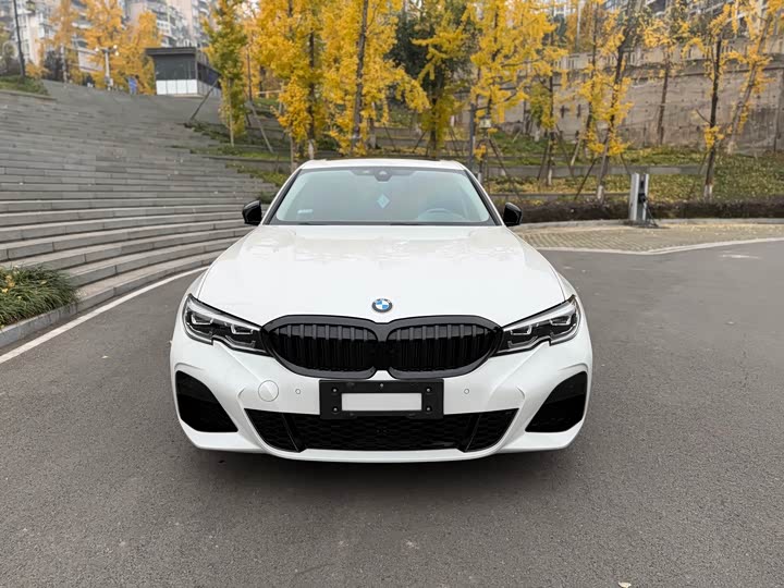 Фото 2 - BMW 3 Series