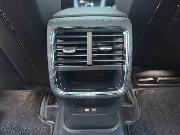 Фото 19 - Skoda Octavia Pro