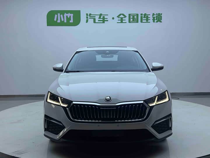 Фото 2 - Skoda Octavia Pro