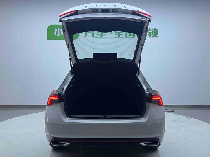 Фото 22 - Skoda Octavia Pro