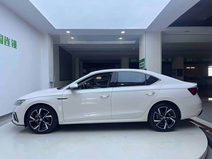 Фото 7 - Skoda Octavia Pro