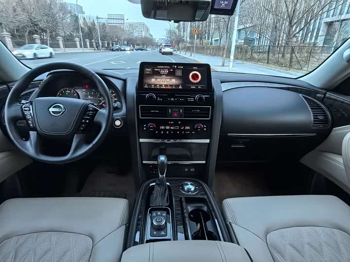 Фото 11 - Nissan Armada