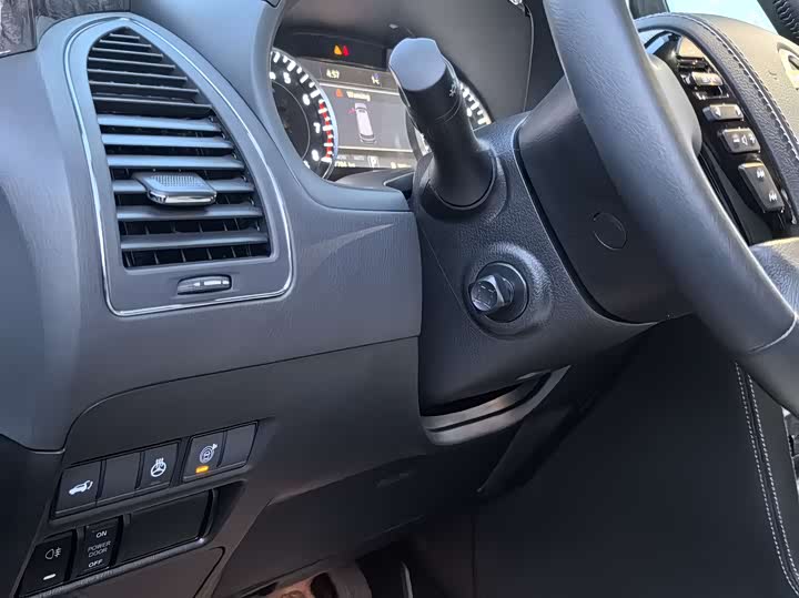 Фото 6 - Nissan Armada