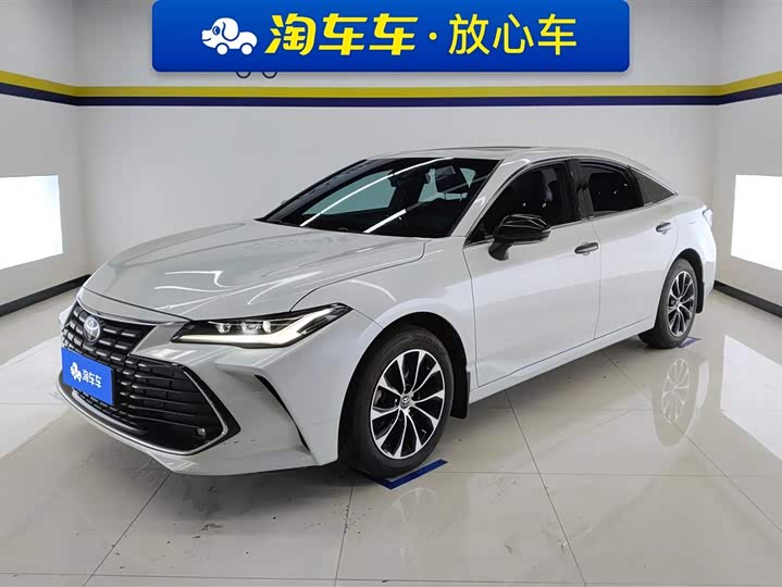 Фото 1 - Toyota Avalon