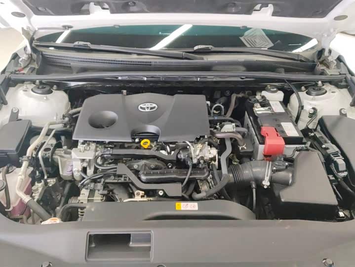 Фото 10 - Toyota Avalon