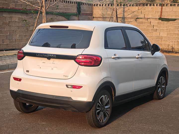 Фото 9 - Leapmotor T03