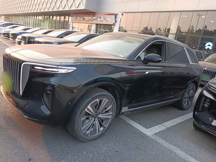Фото 5 - Hongqi E-HS9