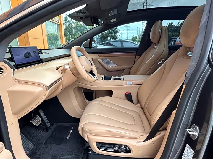 Фото 10 - Luxeed R7