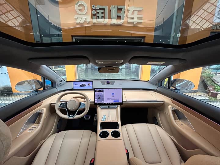 Фото 14 - Luxeed R7