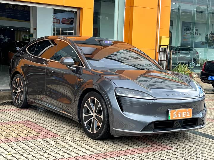 Фото 4 - Luxeed R7