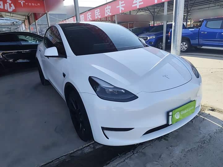 Фото 4 - Tesla Model Y